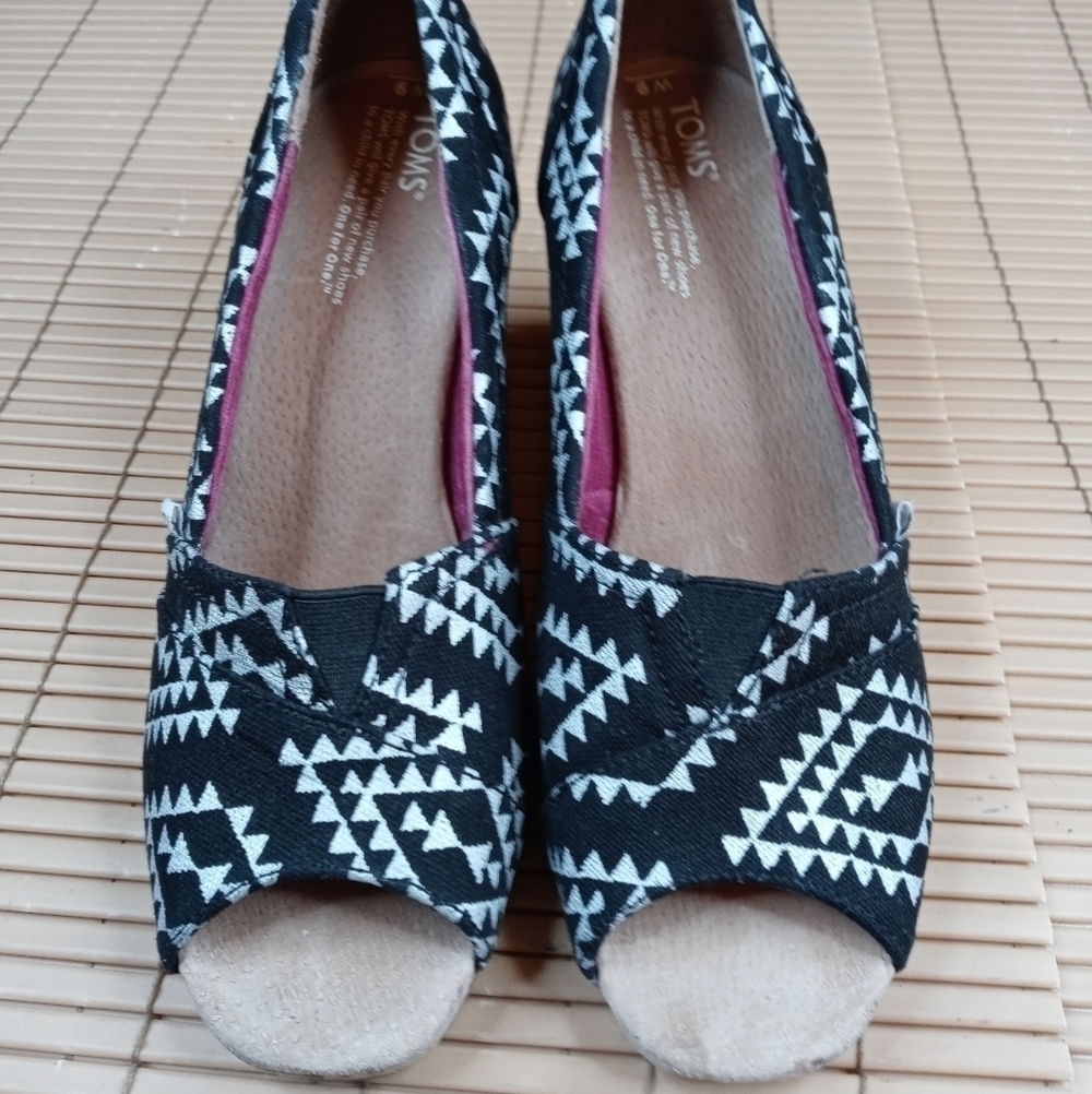 Toms women's cork wedge 3" heel open toe fabric sa